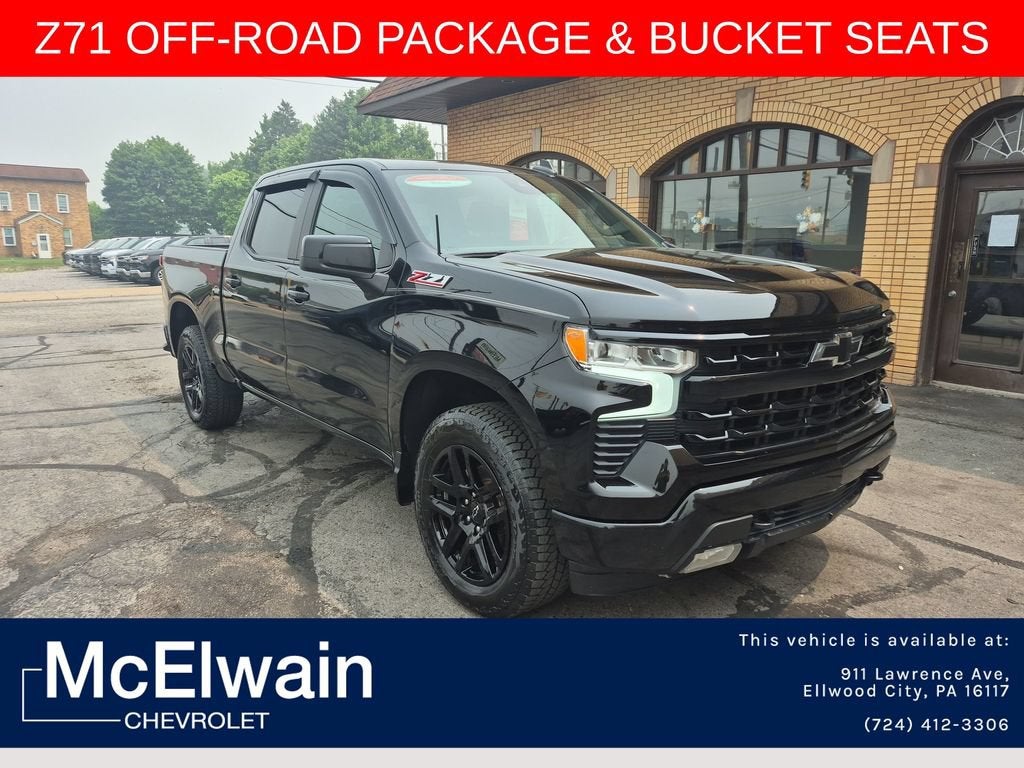 2022 Chevrolet Silverado 1500 RST in Black — front three-quarter view