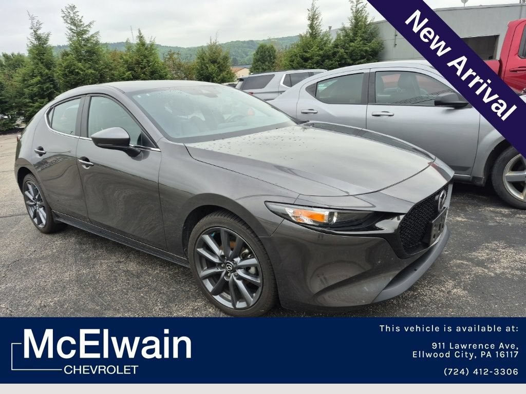 2023 Mazda Mazda3 Hatchback 2.5 S Select in Gray — front three-quarter view